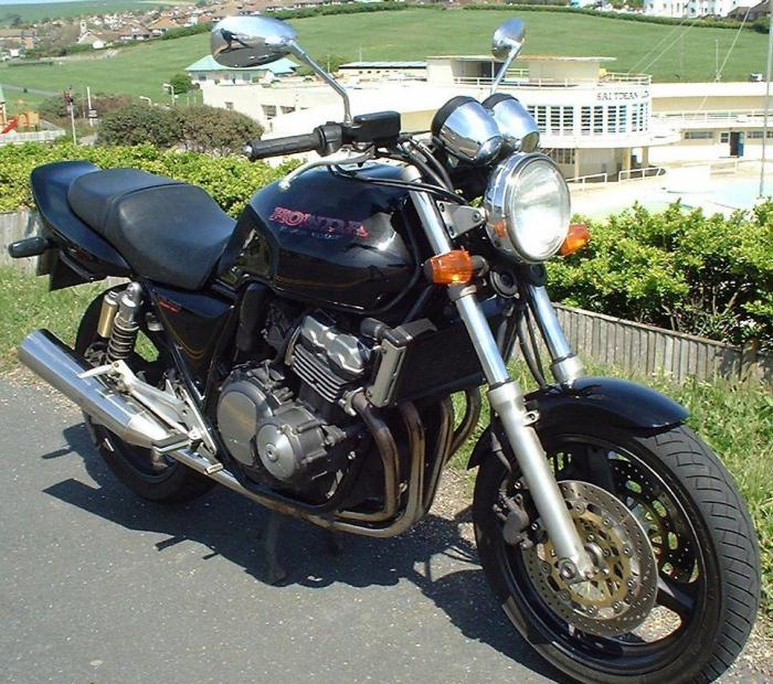 Honda CB 400: technical specifications, reviews, price