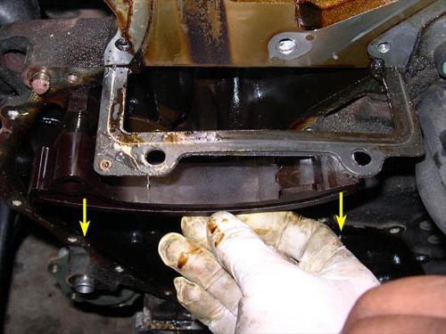 When is it necessary to replace the timing chain and what is this tool?