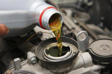 you can mix the oil in the engine 