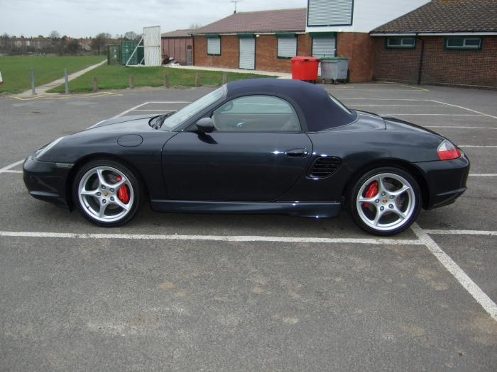 Porsche Boxster - super-managed supercar for minimum money