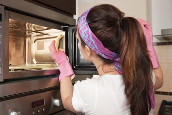 how to wash a microwave