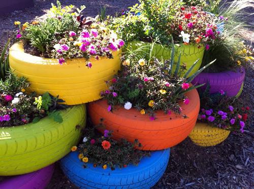 Flower beds with own hands