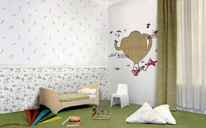 Wall decor wallpaper