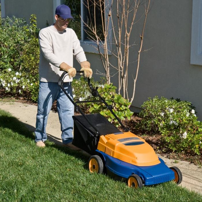 Lawn mowers cordless 