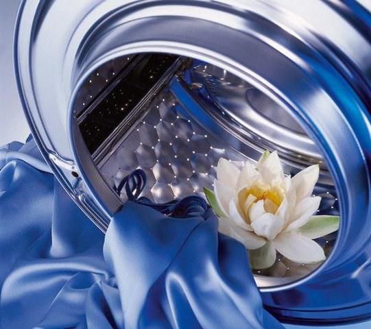 Low washing machine: features and model overview