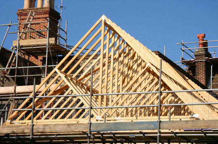 The device of a roof from proflist on a wooden crate: the instruction, technology