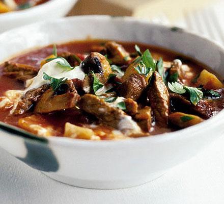 Goulash made from pork in a multivariate? As easy as pie!