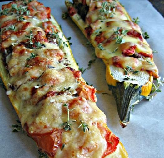 zucchini stuffed with meat in the oven