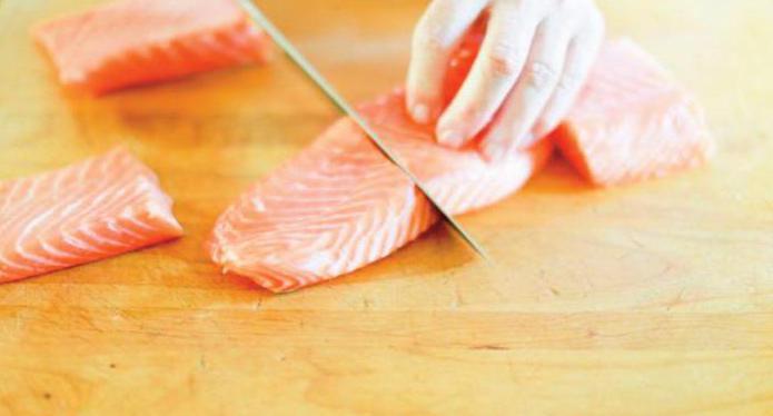 how to properly cut a red fish