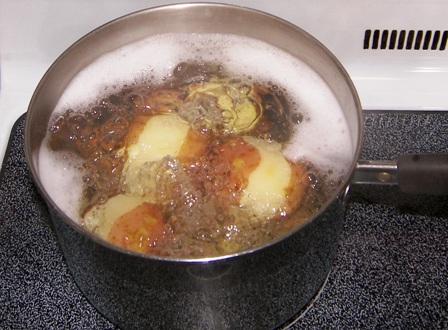 How to boil potatoes in a pan in different ways for different dishes