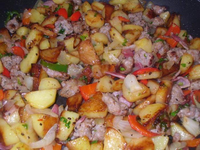 chicken with potato stew in kazan with a photo