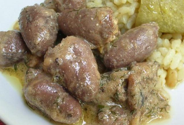 Simple recipes of gravy from chicken hearts