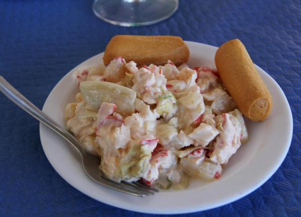 recipe for salad with pineapple and crab sticks 