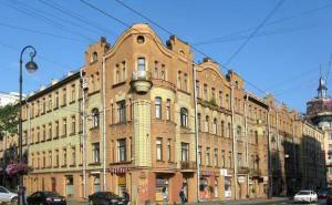 Elite real estate in St. Petersburg: apartments near the metro station "Petrogradskaya"