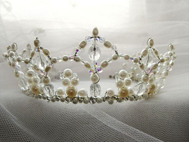 bead crown