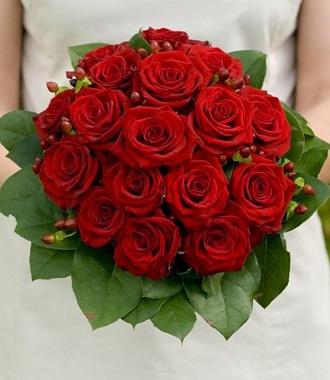 Wedding bridal bouquet is a small addition to a big event