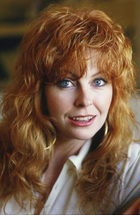 Actress Cassandra Peterson: biography, photo. Top Movies