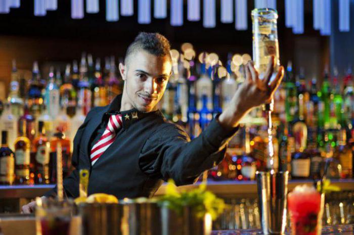 How to become a bartender: advice of professionals