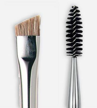 brush for dyeing eyebrows