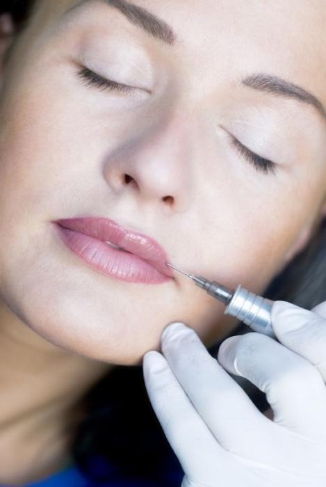 Permanent make-up of lips to help women