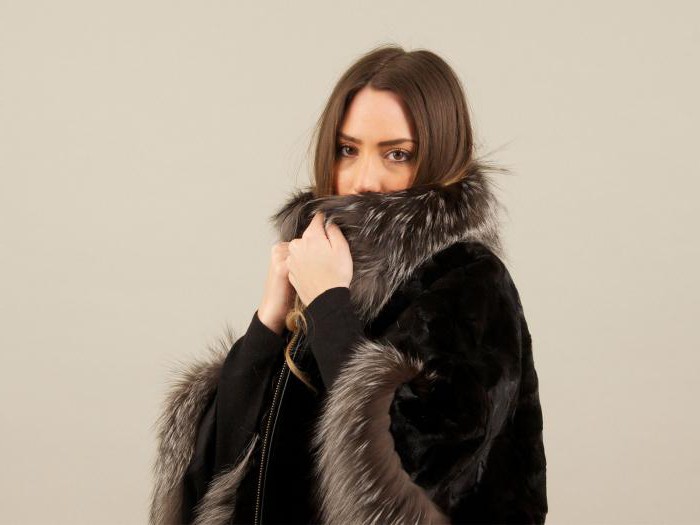 coat with fox fur