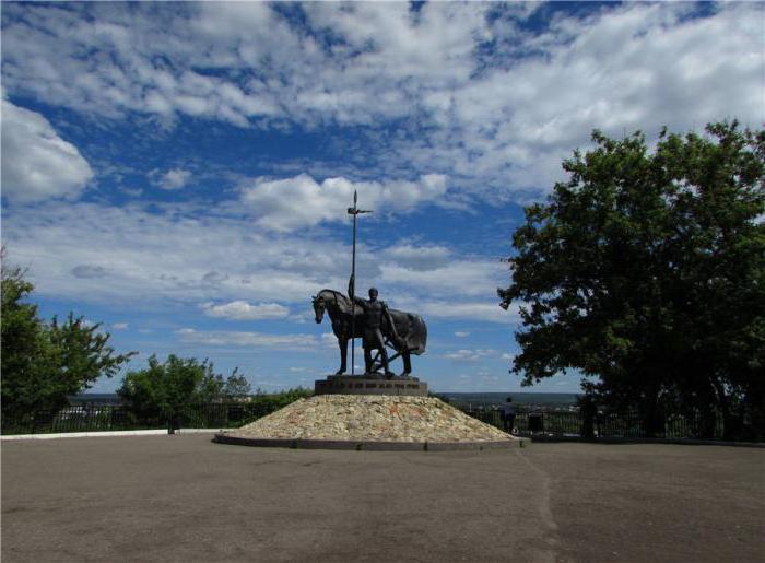 penza monument to the first settler street