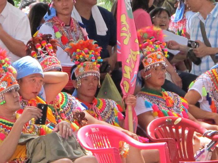 what language is spoken in Taiwan