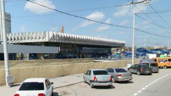 The main bus station is Rostov-on-Don. Phone of Rostov bus station