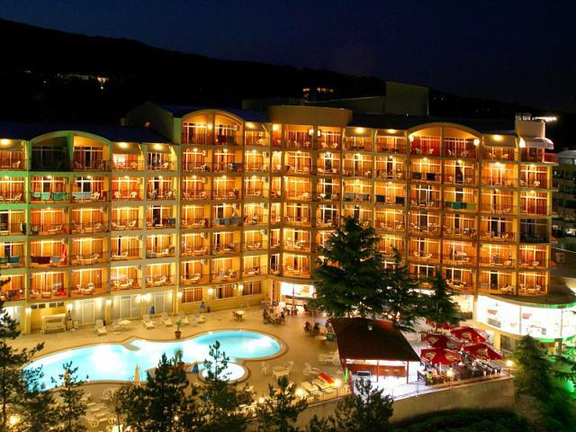 luna 4 bulgaria golden sands