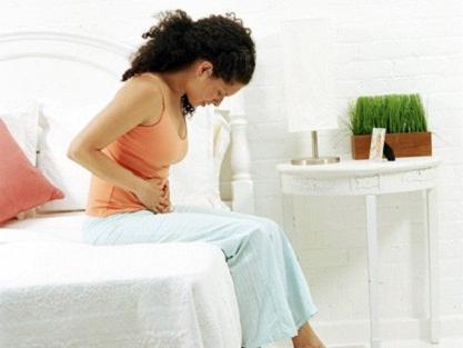 pain in the abdomen before menstruation