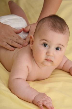 Hiccups in infants and its causes